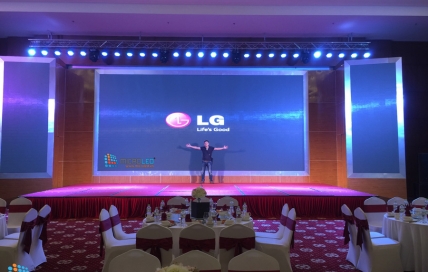 55m2 Màn hình LED P3 tại hội trường trung tâm sự kiện tại Thành phố Lào Cai