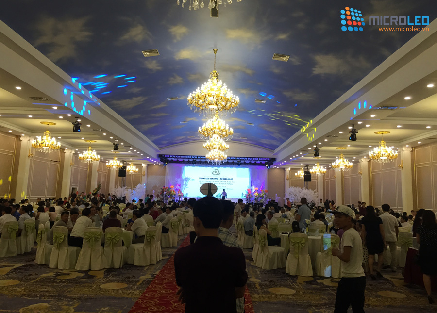 Màn hình LED tại Hội trường khách sạn Hải Yến Thành phố Cẩm Phả