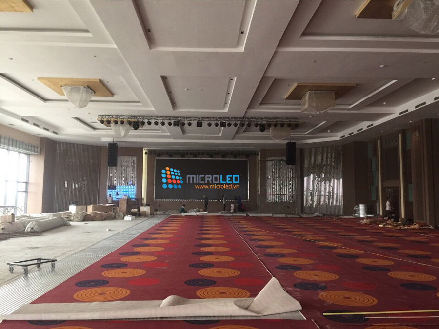 Màn hình LED lớn nhất hệ thống hội trường khách sạn Mường Thanh