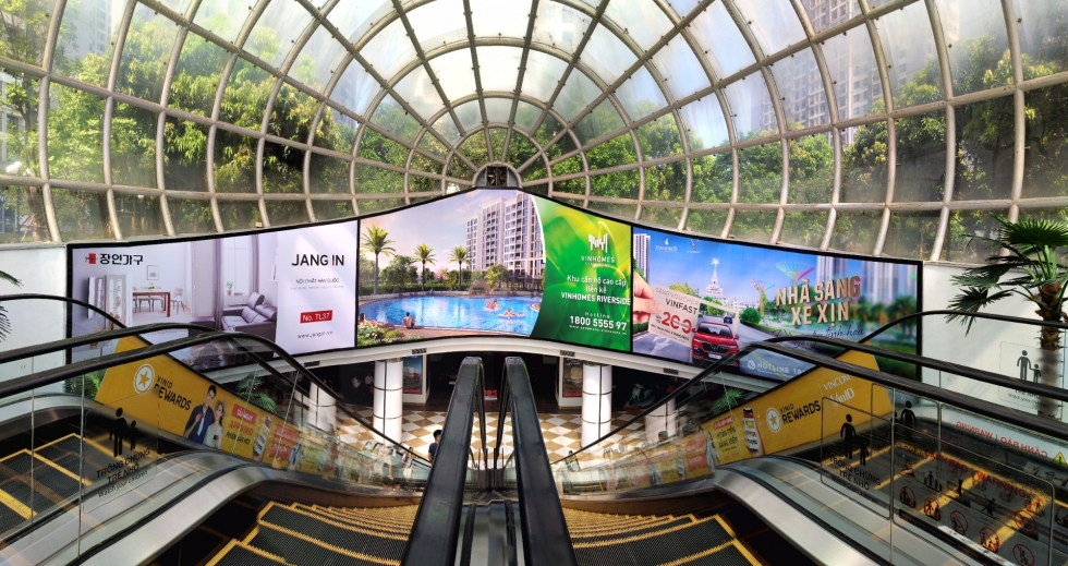Màn hình LED quảng cáo cong TTTM Time city